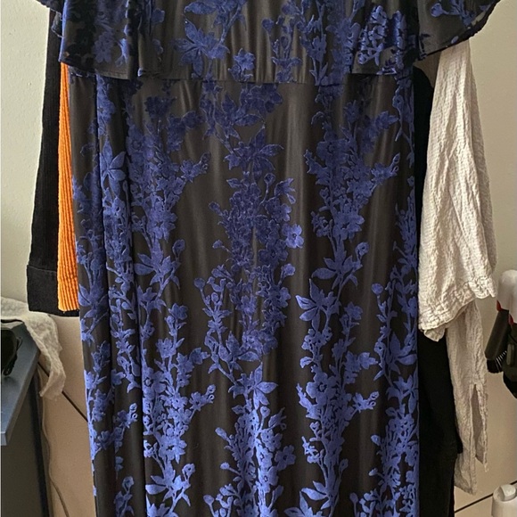 Ankle length carved velvet plus size semi formal dress made in USA - Picture 2 of 3